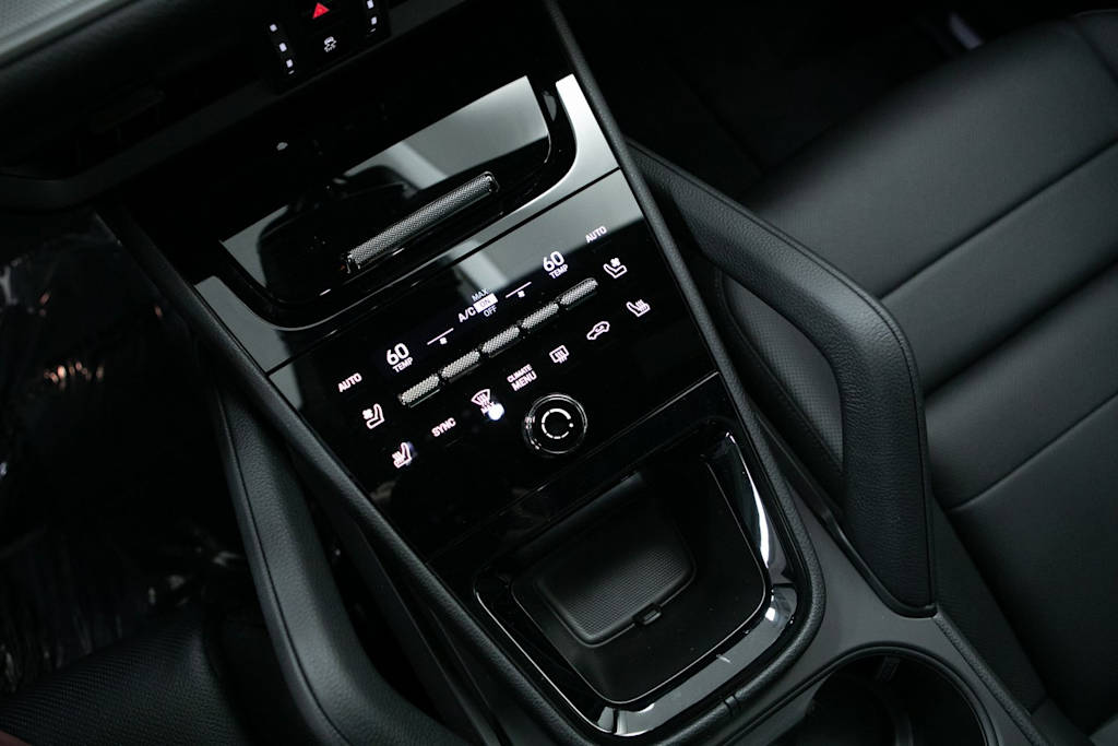 Thumbnail: 2026 Porsche Cayenne - 24