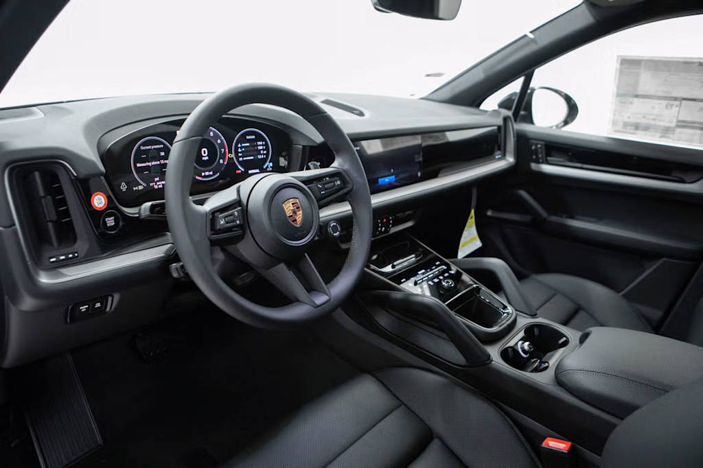 Thumbnail: 2026 Porsche Cayenne - 2