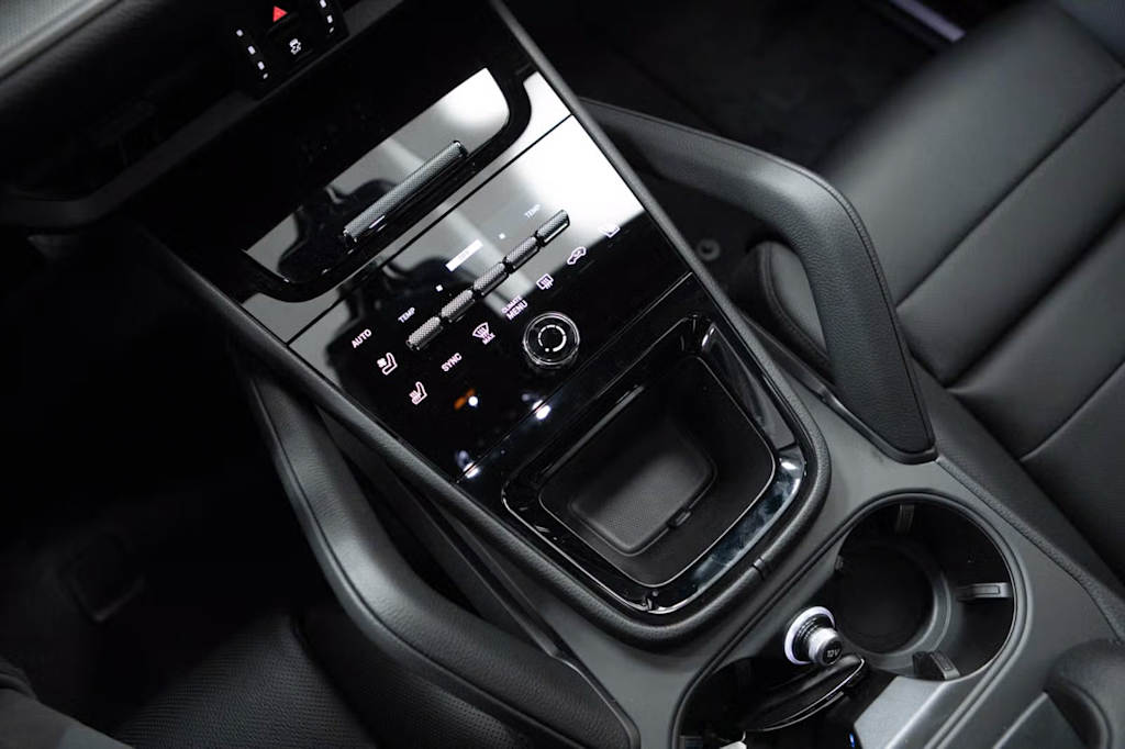 Thumbnail: 2026 Porsche Cayenne - 12