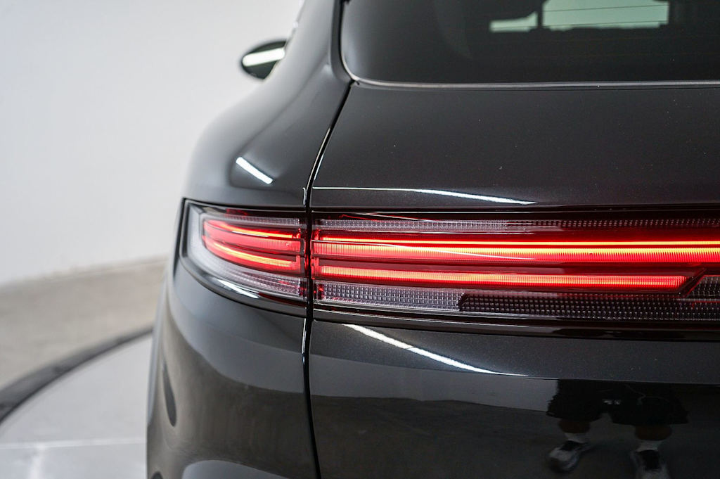 Thumbnail: 2026 Porsche Cayenne - 23