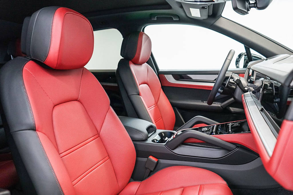 Thumbnail: 2026 Porsche Cayenne - 12