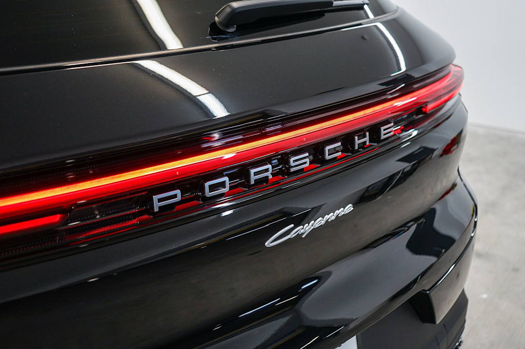 Thumbnail: 2026 Porsche Cayenne - 24