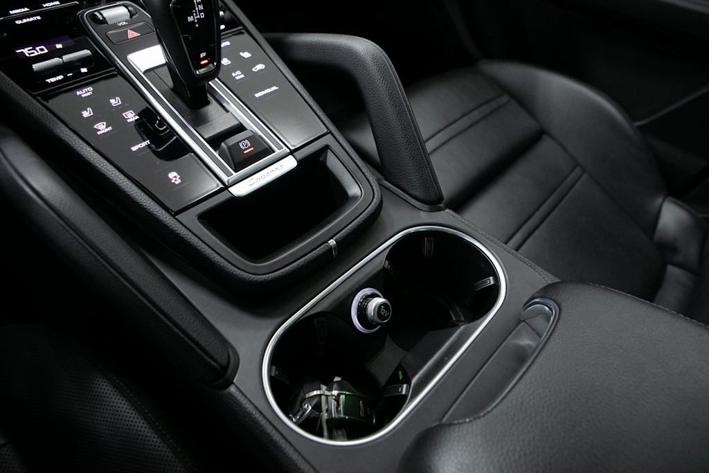 Thumbnail: 2023 Porsche Cayenne - 23