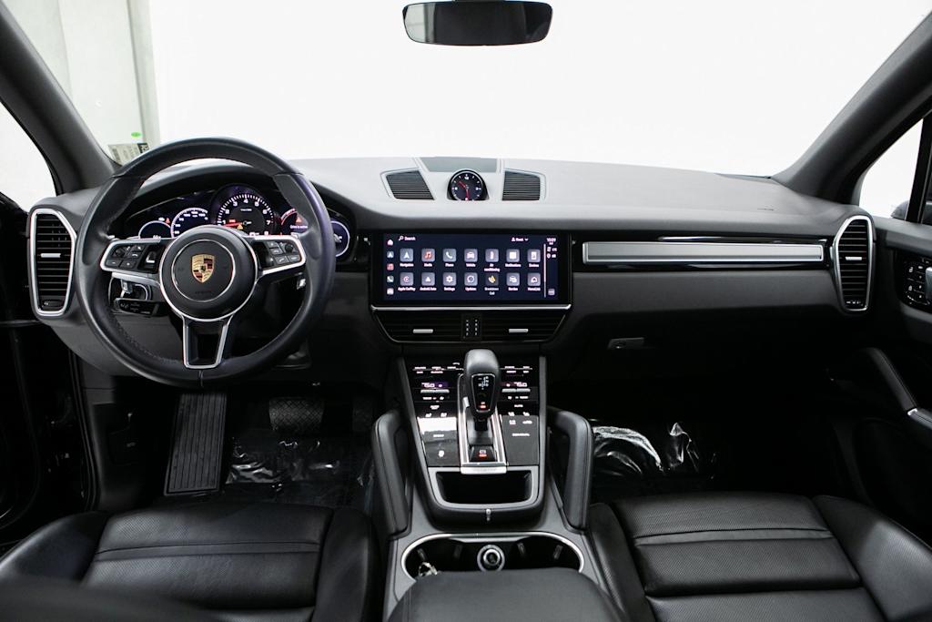 Thumbnail: 2023 Porsche Cayenne - 7