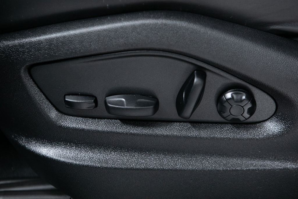 Thumbnail: 2023 Porsche Cayenne - 18