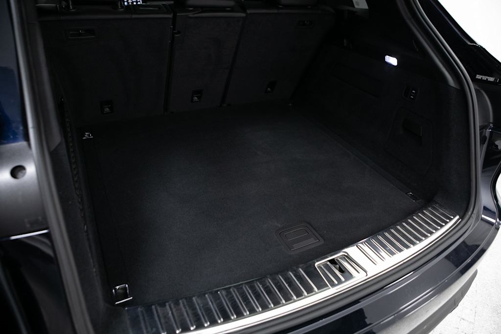 Thumbnail: 2023 Porsche Cayenne - 13