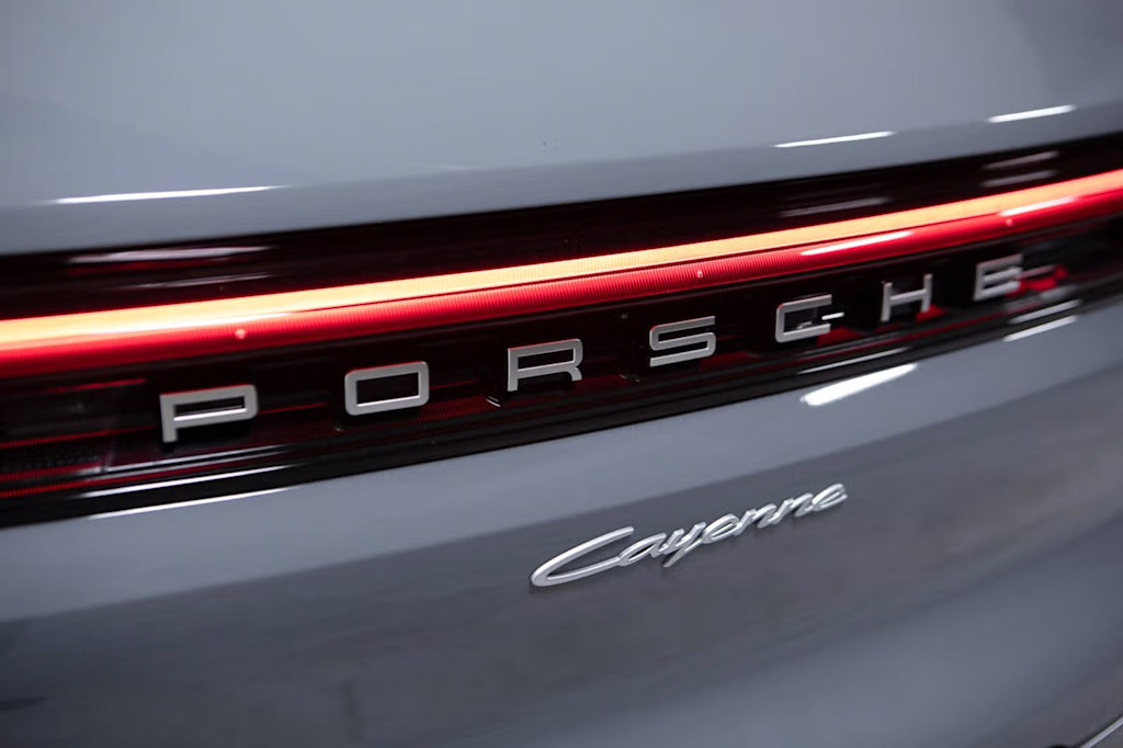 Thumbnail: 2026 Porsche Cayenne - 23
