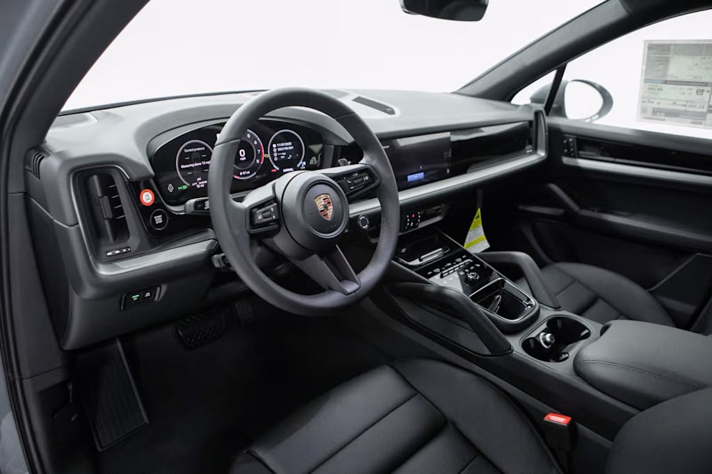 Thumbnail: 2026 Porsche Cayenne - 2