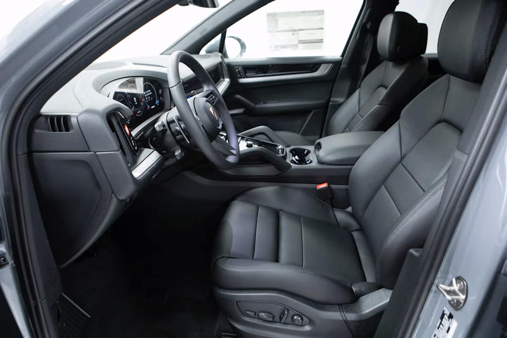 Thumbnail: 2026 Porsche Cayenne - 9