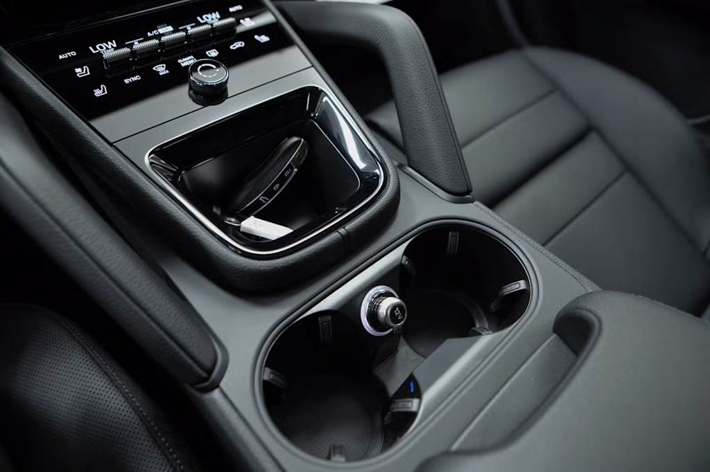 Thumbnail: 2026 Porsche Cayenne - 34