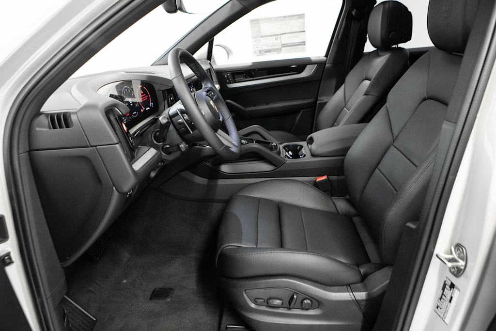 Thumbnail: 2026 Porsche Cayenne - 9