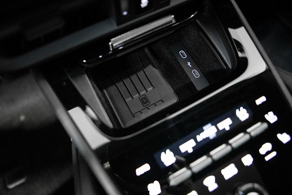 Thumbnail: 2026 Porsche Cayenne - 24