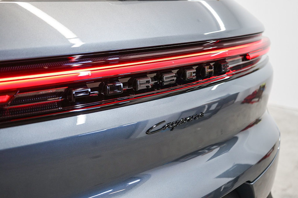 Thumbnail: 2026 Porsche Cayenne - 7