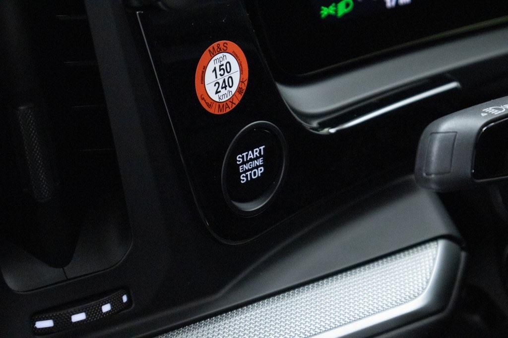 Thumbnail: 2025 Porsche Cayenne - 13