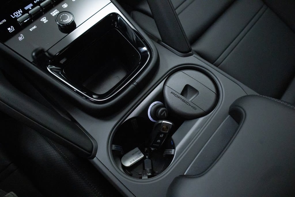 Thumbnail: 2025 Porsche Cayenne - 27