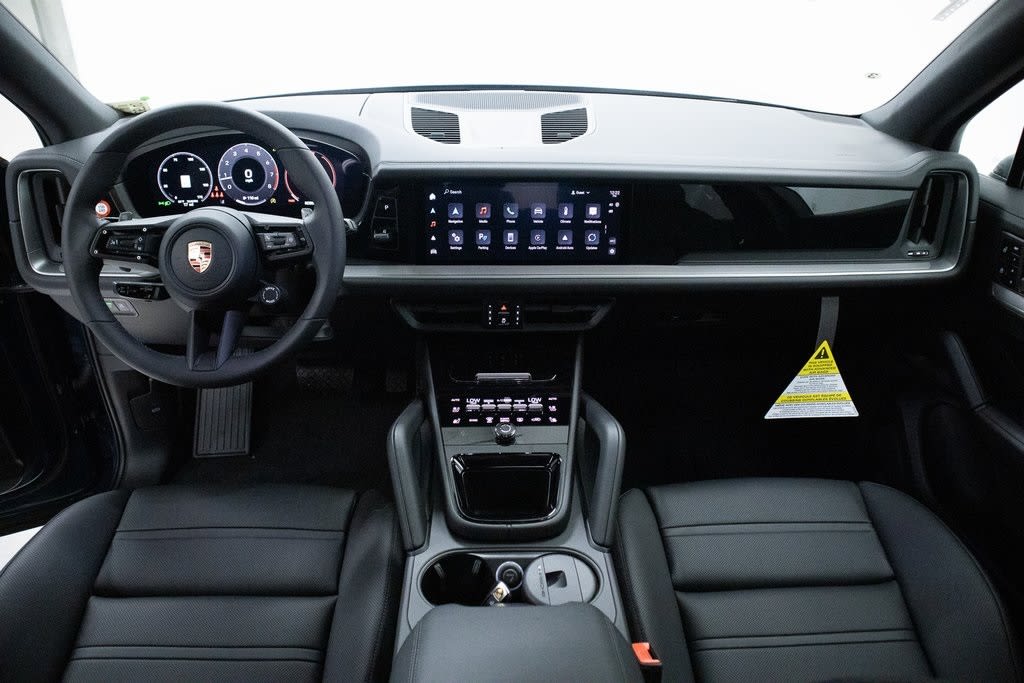 Thumbnail: 2025 Porsche Cayenne - 9