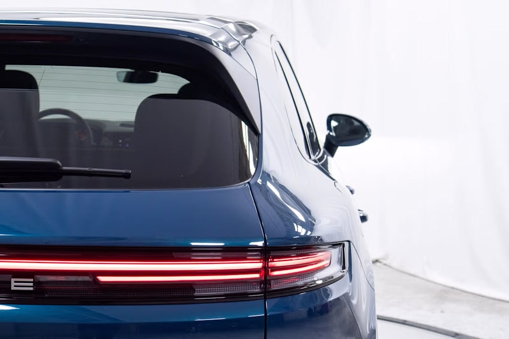 Thumbnail: 2025 Porsche Cayenne - 27