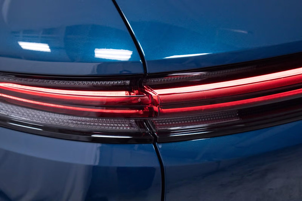 Thumbnail: 2025 Porsche Cayenne - 25