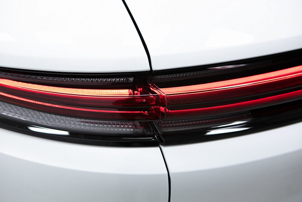 Thumbnail: 2026 Porsche Cayenne - 33