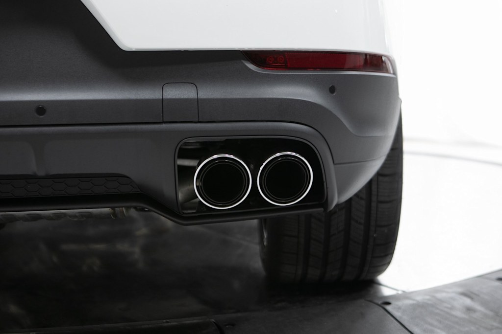 Thumbnail: 2026 Porsche Cayenne - 35