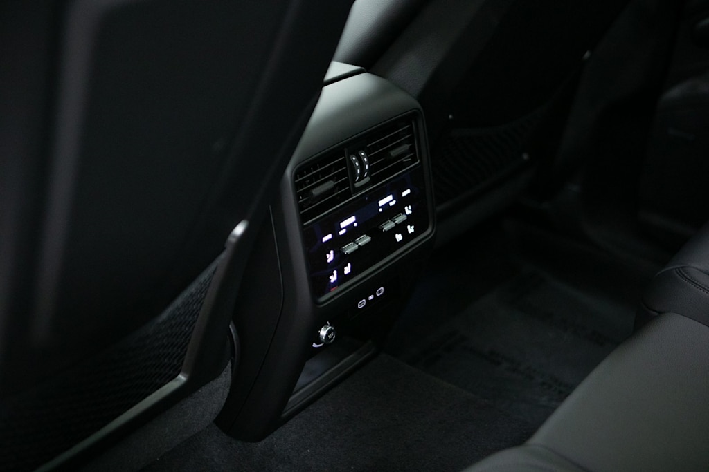 Thumbnail: 2026 Porsche Cayenne - 28