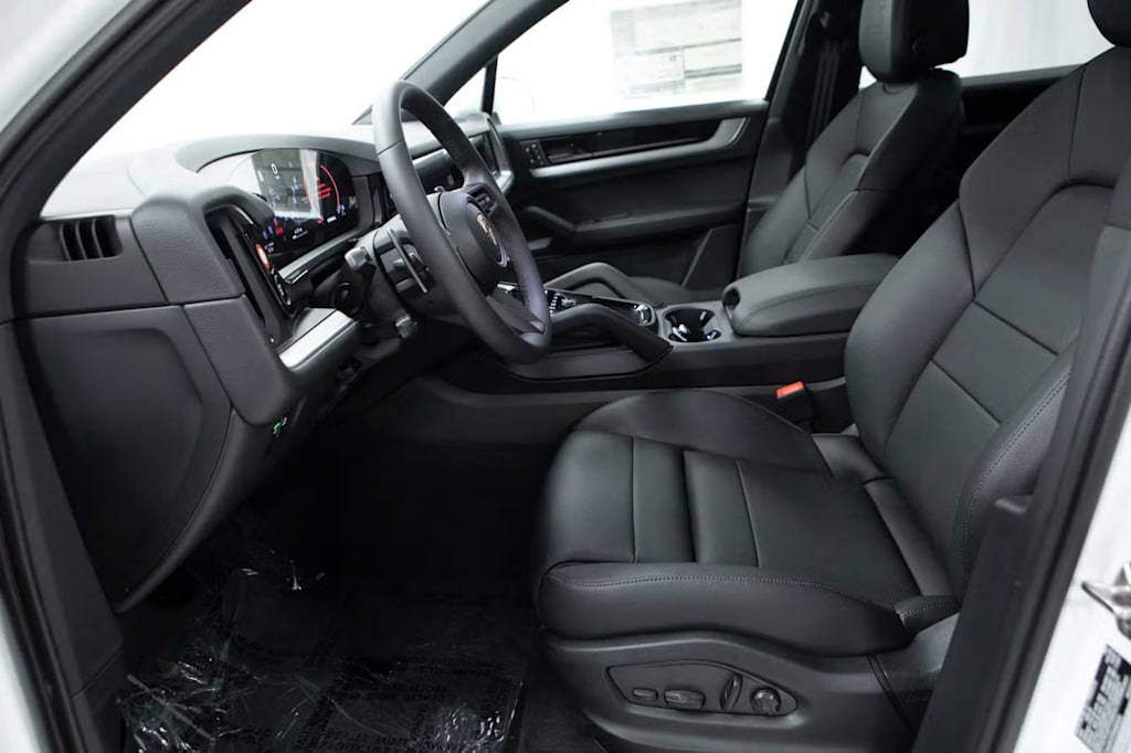 Thumbnail: 2026 Porsche Cayenne - 8