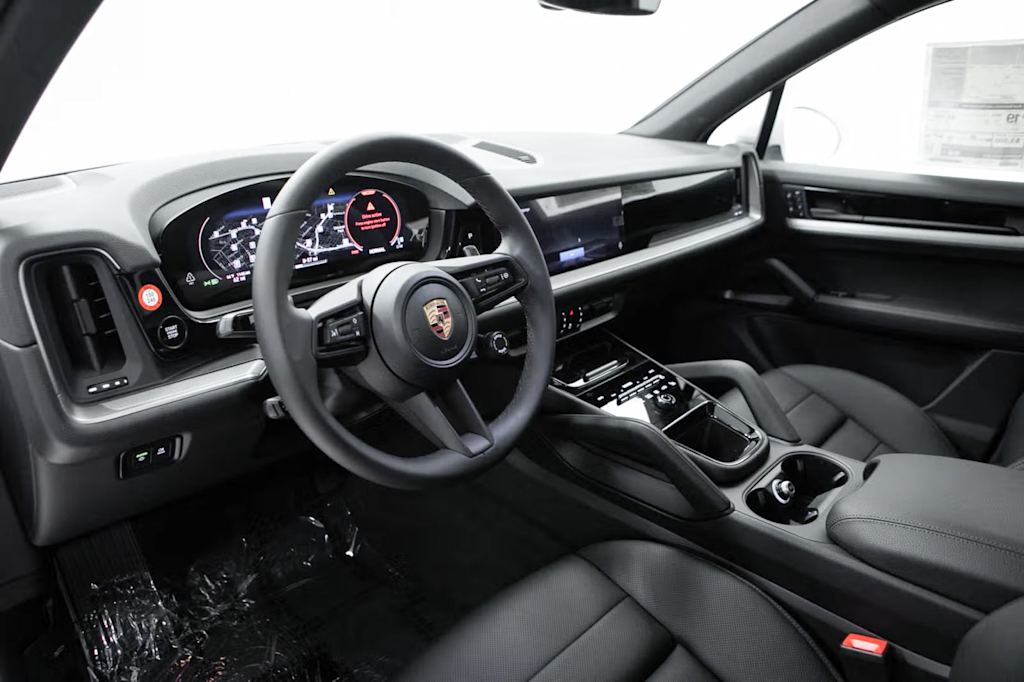 Thumbnail: 2026 Porsche Cayenne - 2
