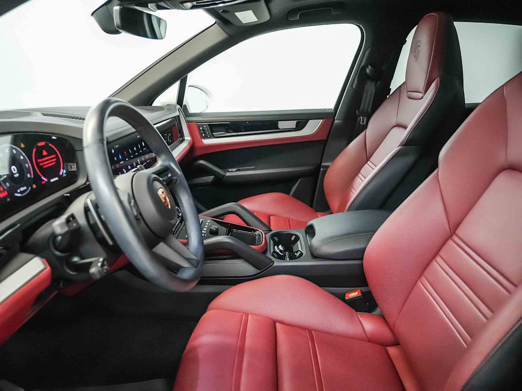 Thumbnail: 2024 Porsche Cayenne - 27