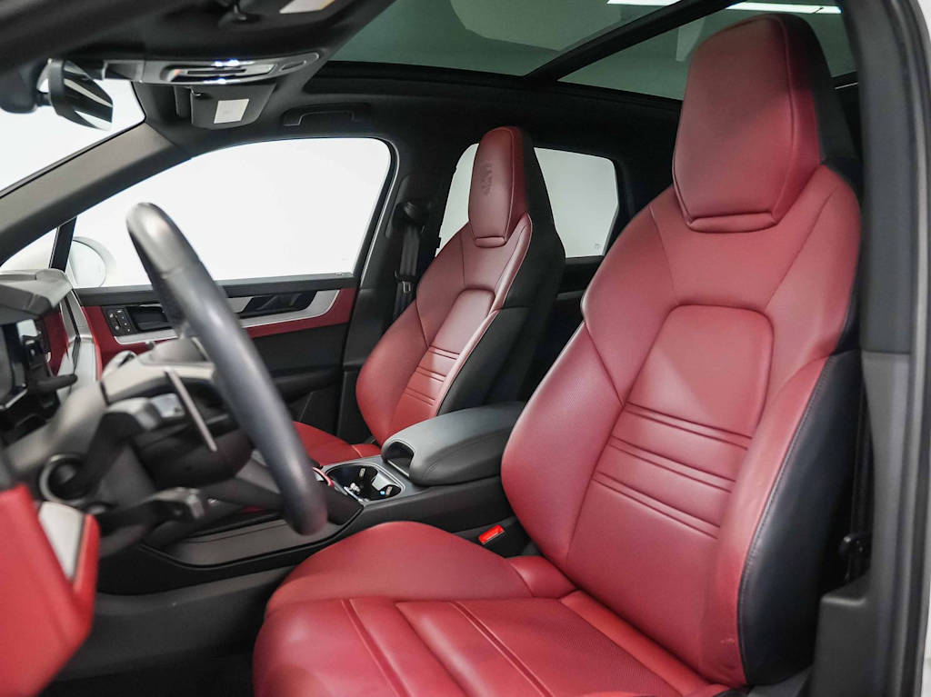 Thumbnail: 2024 Porsche Cayenne - 12