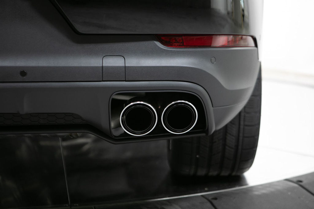 Thumbnail: 2026 Porsche Cayenne - 25