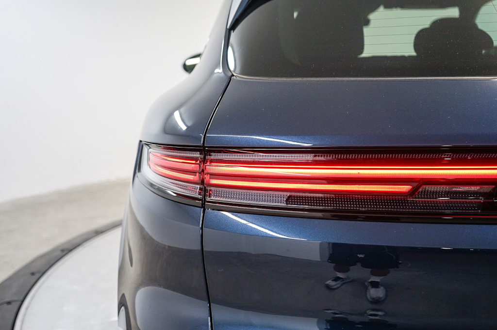 Thumbnail: 2026 Porsche Cayenne - 22