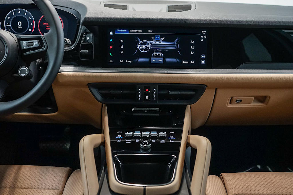 Thumbnail: 2026 Porsche Cayenne - 14
