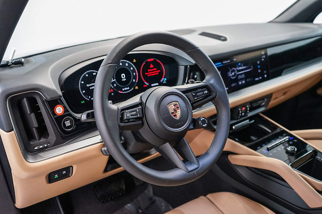 Thumbnail: 2026 Porsche Cayenne - 2