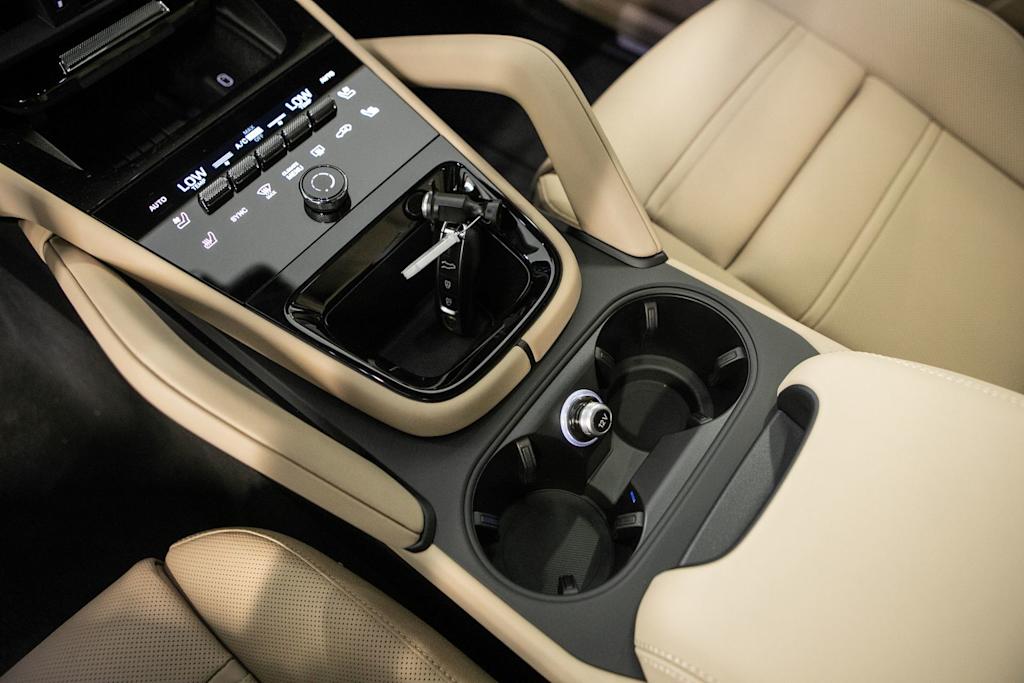 Thumbnail: 2026 Porsche Cayenne - 13