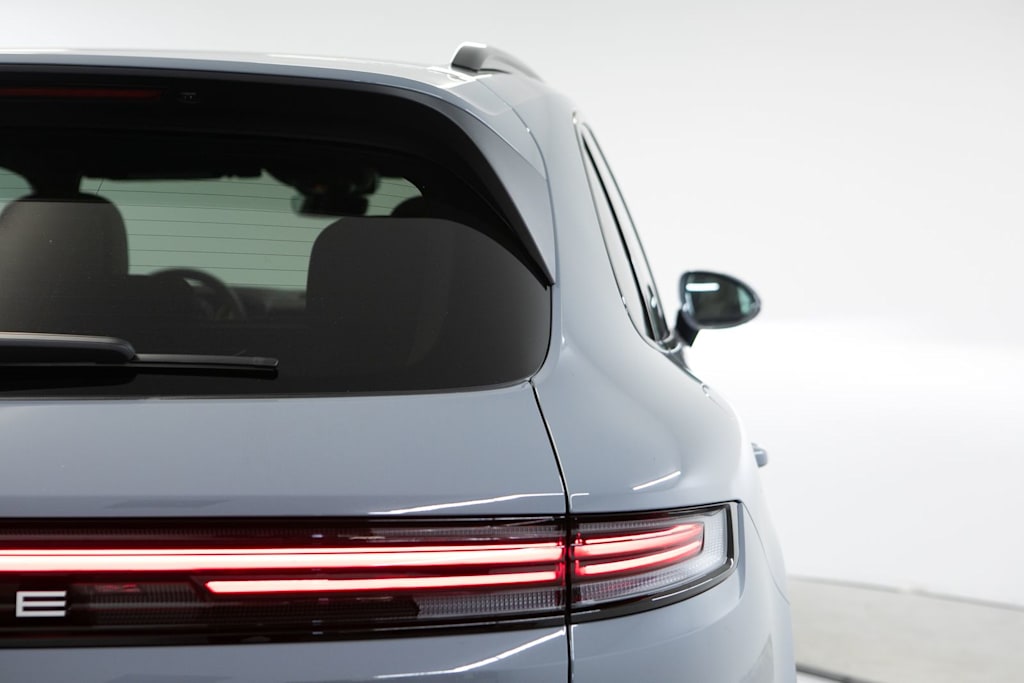 Thumbnail: 2026 Porsche Cayenne - 39