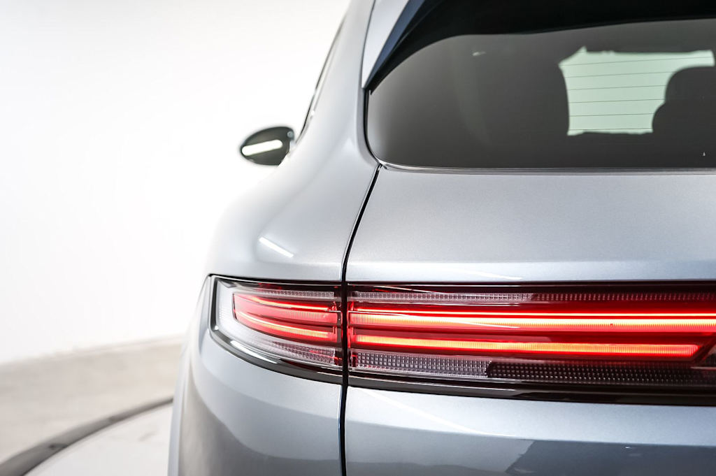 Thumbnail: 2026 Porsche Cayenne - 22