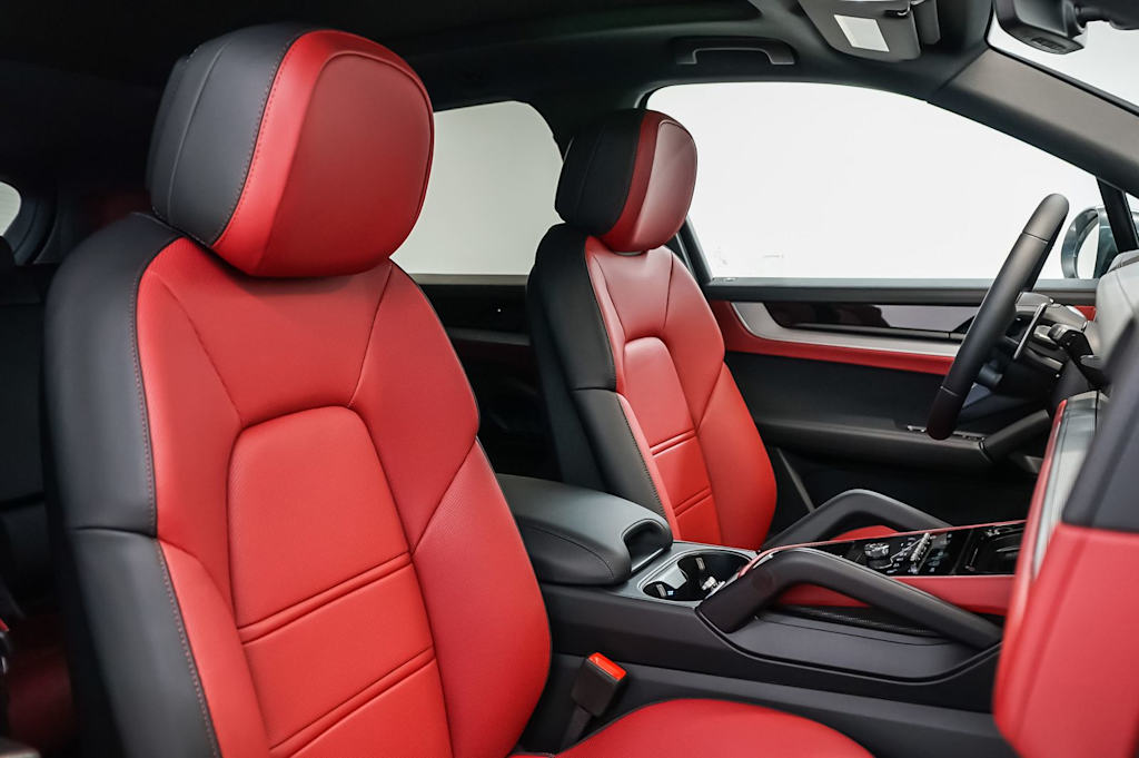 Thumbnail: 2026 Porsche Cayenne - 12