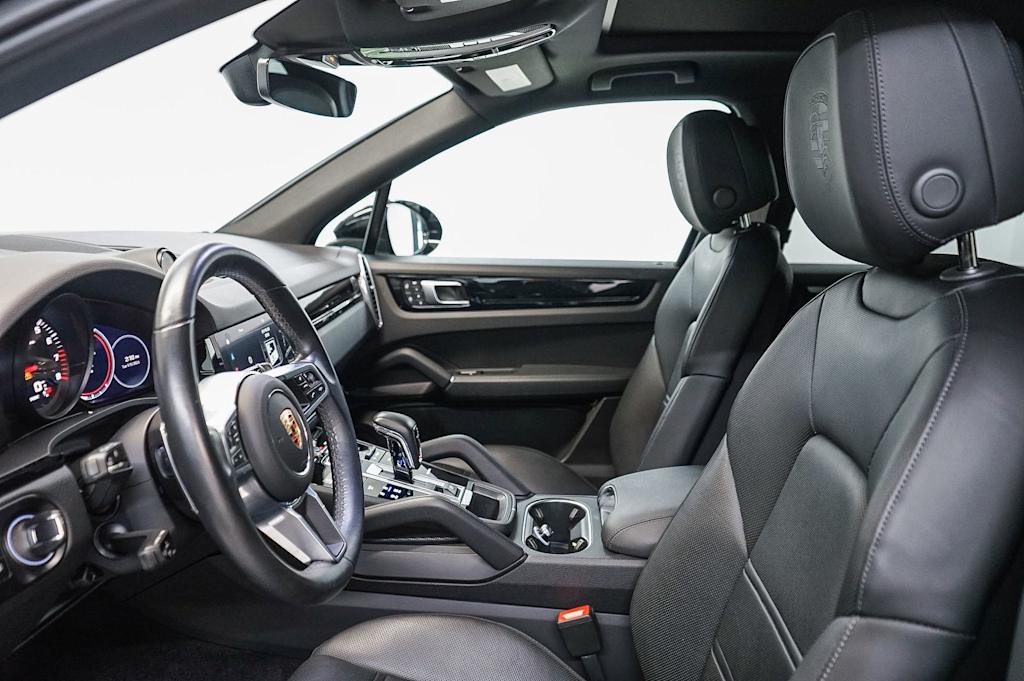 Thumbnail: 2023 Porsche Cayenne - 28