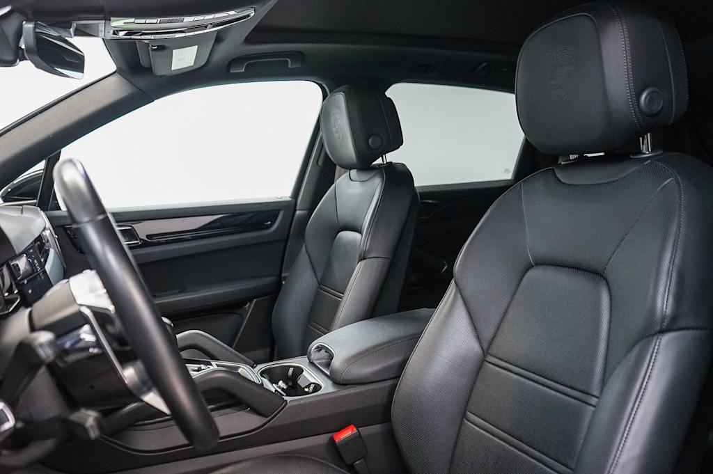 Thumbnail: 2023 Porsche Cayenne - 11