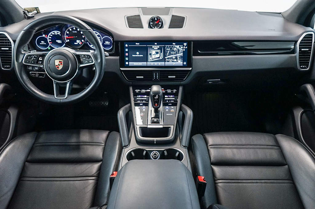 Thumbnail: 2023 Porsche Cayenne - 10