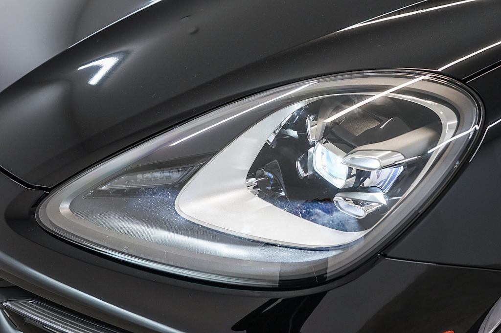 Thumbnail: 2023 Porsche Cayenne - 26
