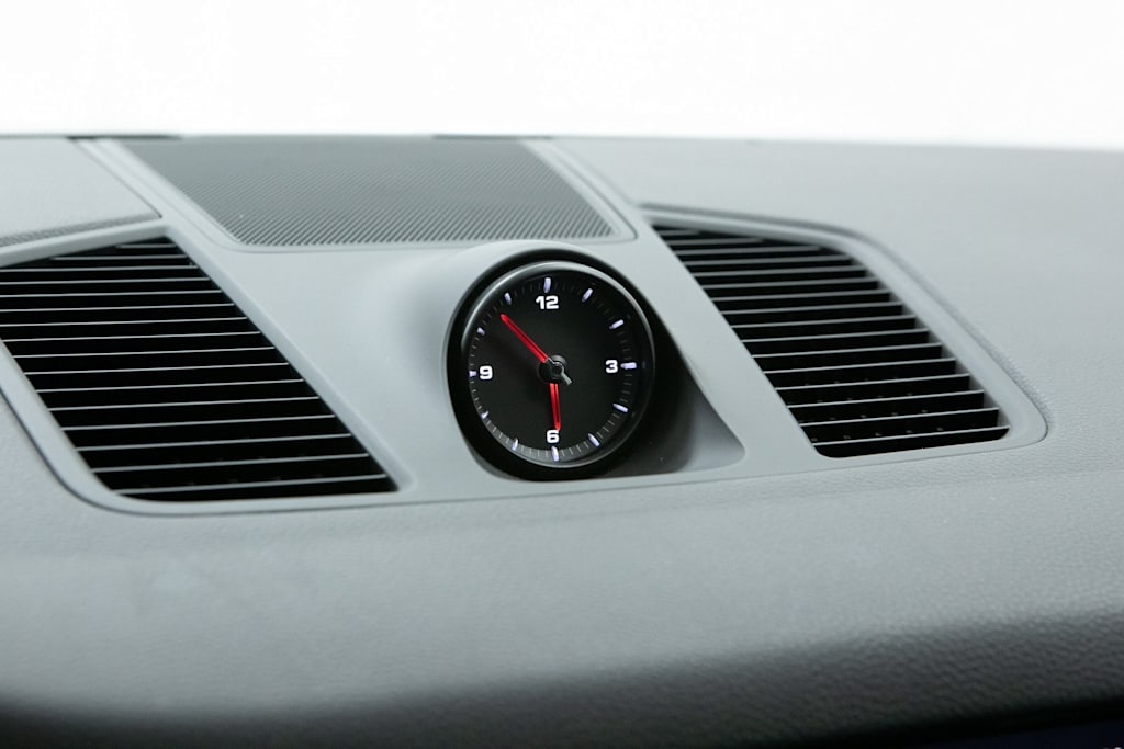 Thumbnail: 2023 Porsche Cayenne - 26