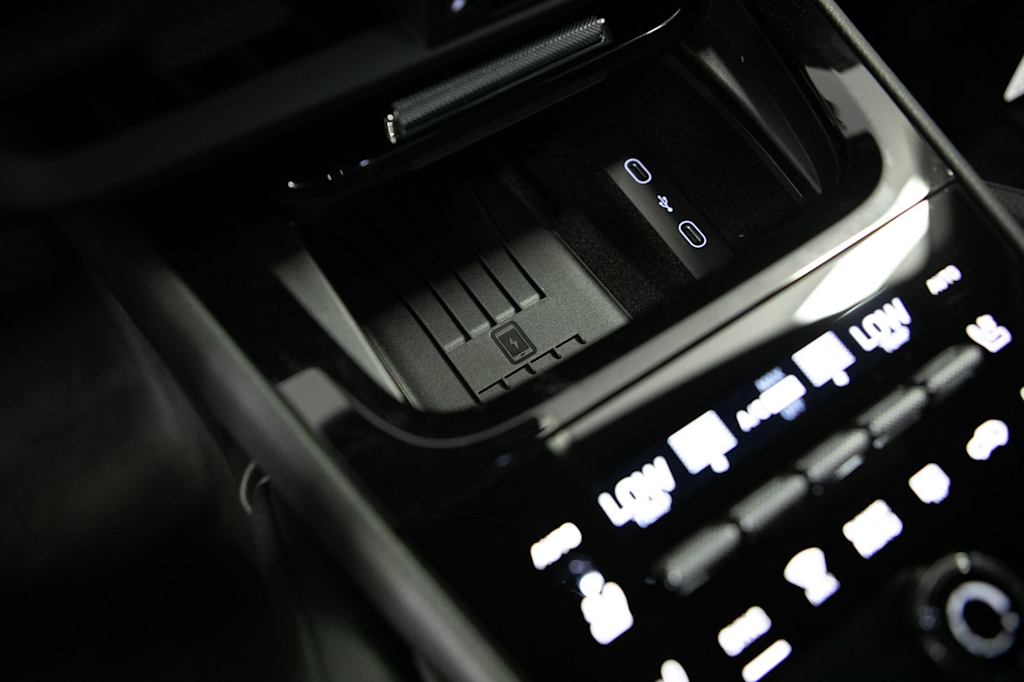 Thumbnail: 2026 Porsche Cayenne - 28
