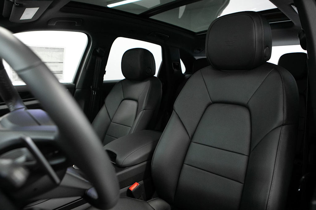 Thumbnail: 2026 Porsche Cayenne - 9