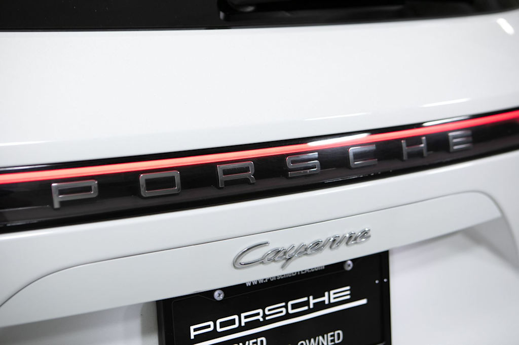 Thumbnail: 2023 Porsche Cayenne - 22