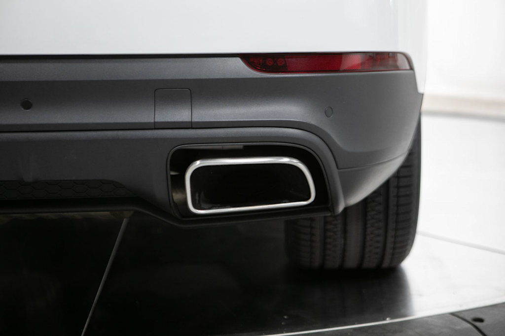 Thumbnail: 2023 Porsche Cayenne - 23