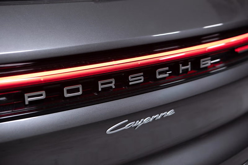 Thumbnail: 2026 Porsche Cayenne - 22
