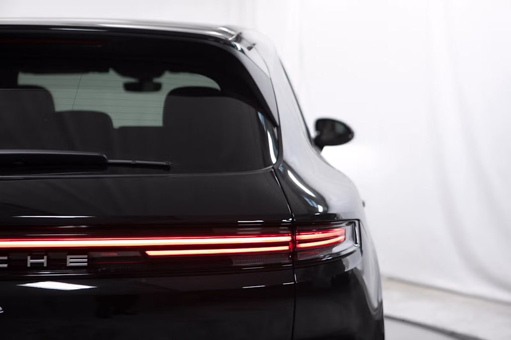 Thumbnail: 2026 Porsche Cayenne - 26