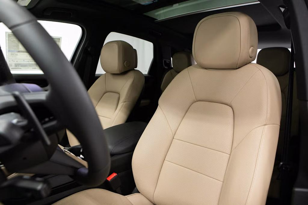 Thumbnail: 2026 Porsche Cayenne - 8
