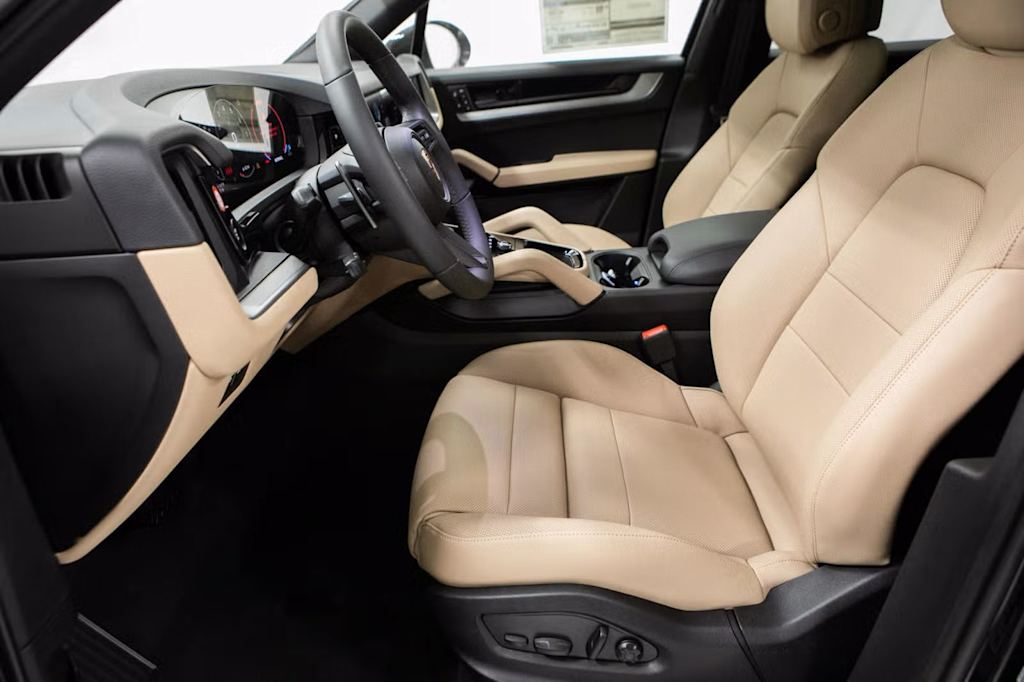 Thumbnail: 2026 Porsche Cayenne - 9